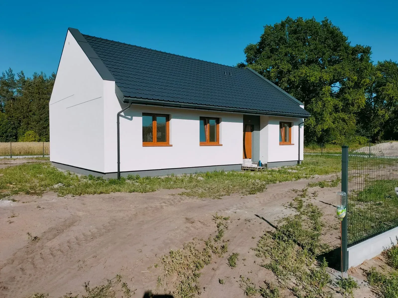 PHOTO-2025-11-07-13-56-25 5.jpg