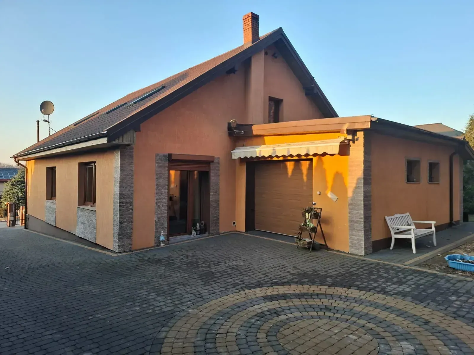 PHOTO-2026-03-09-18-32-25 2.jpg