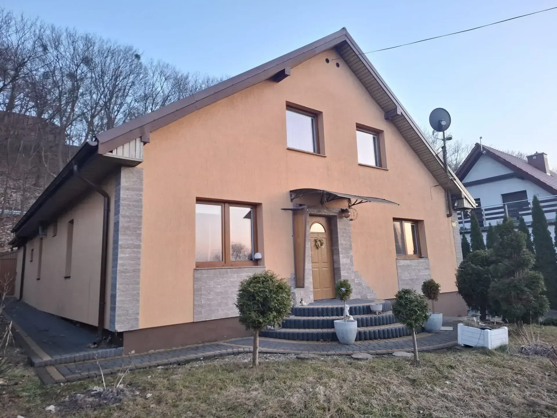 PHOTO-2026-03-09-18-32-25 2.jpg