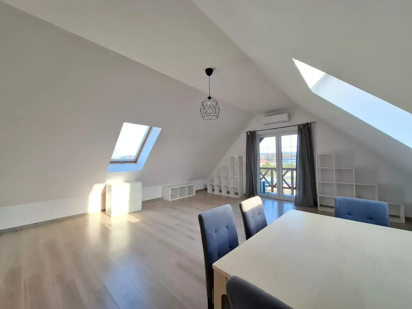 PHOTO-2026-03-14-20-12-22 3.jpg