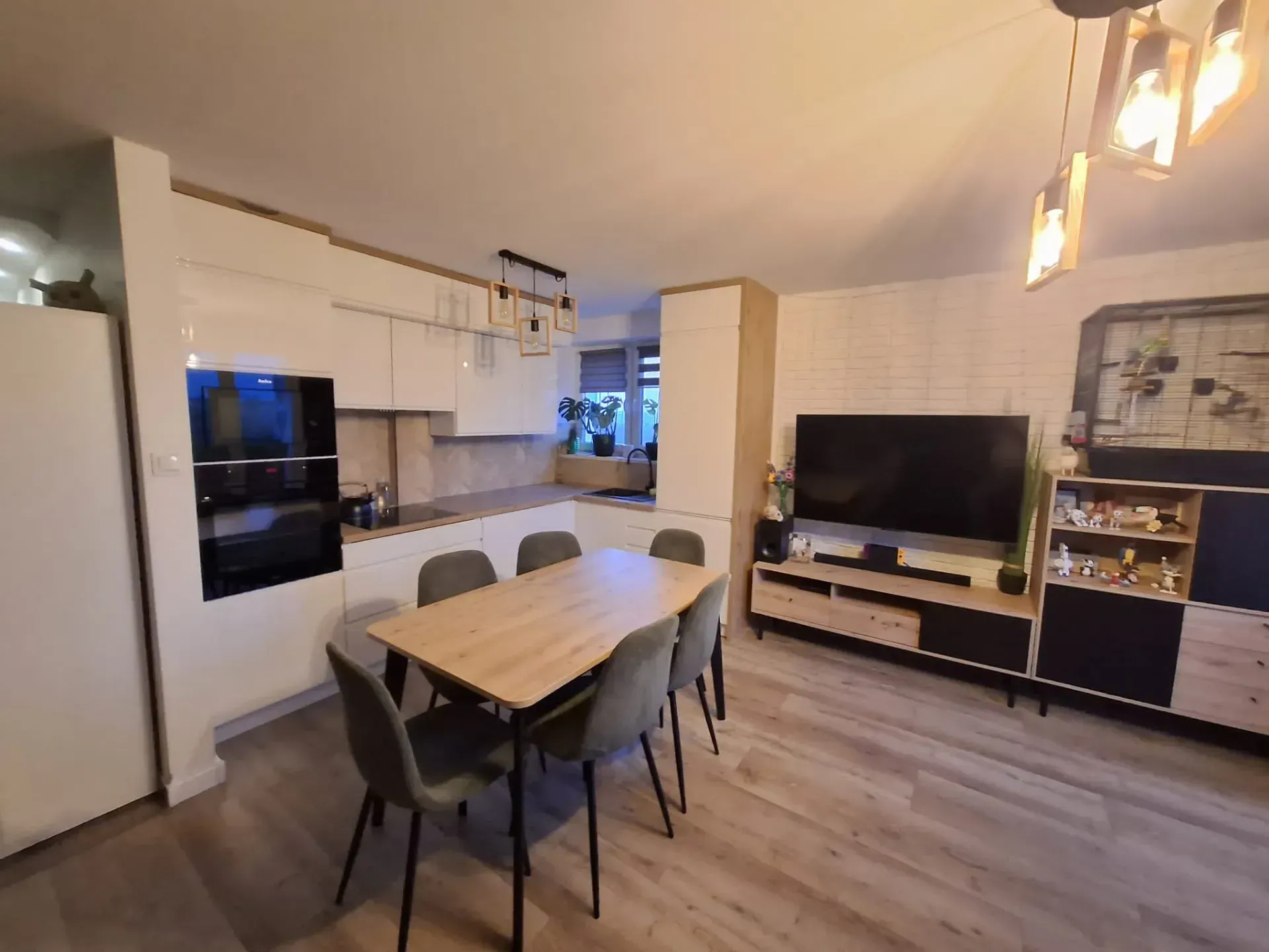 PHOTO-2026-03-23-19-46-49 3.jpg