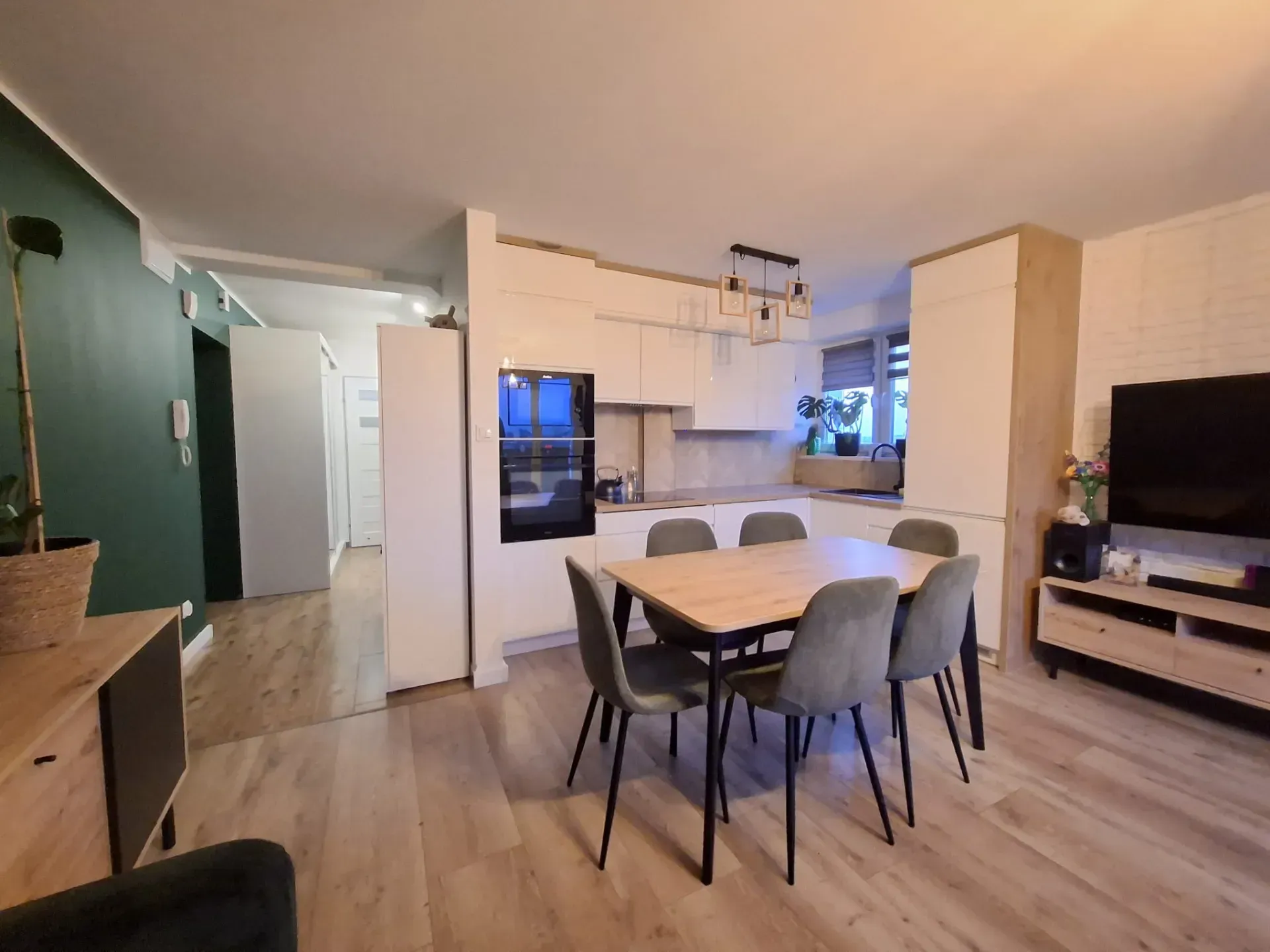 PHOTO-2026-03-23-19-46-49 3.jpg